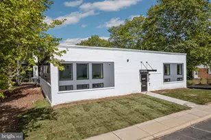 300 Penn St, Pennsburg, PA 18073 - Photo 14