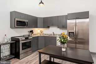 300 Penn St, Pennsburg, PA 18073 - Photo 2