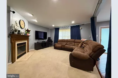 1129 Byron Court, Lansdale, PA 19446 - Photo 4