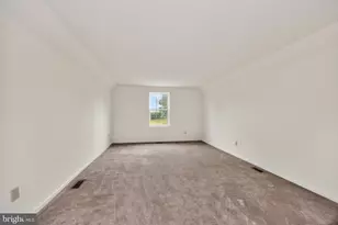 976 Stuart Dr, Pottstown, PA 19464 - Photo 32