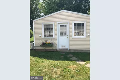 1036 Nash Avenue, Lansdale, PA 19446 - Photo 2