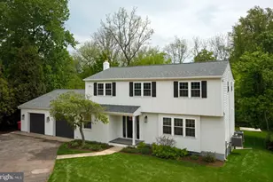 712 S Park Ave, Norristown, PA 19403 - Photo 2