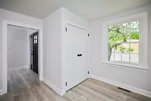 712 S Park Ave, Norristown, PA 19403 - Photo 14