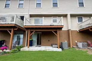 103 Hollytree Ct, Pottstown, PA 19464 - Photo 16