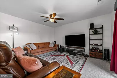 810 Meadowview Lane #810, Mont Clare, PA 19453 - Photo 4