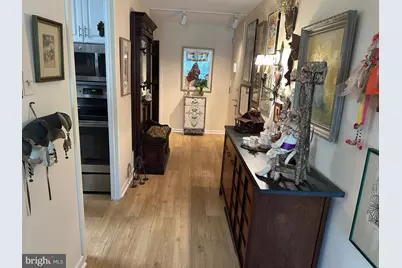 1001 City Avenue #W-114A, Wynnewood, PA 19096 - Photo 2