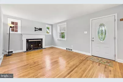 102 Rock Glen Road, Wynnewood, PA 19096 - Photo 12