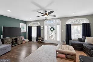 639 E Vine St, Stowe, PA 19464 - Photo 4