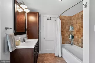 639 E Vine St, Stowe, PA 19464 - Photo 18