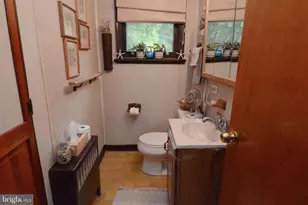 419 Continental Rd, Hatboro, PA 19040 - Photo 30