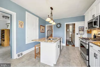 209 E 10th Avenue, Conshohocken, PA 19428 - Photo 14