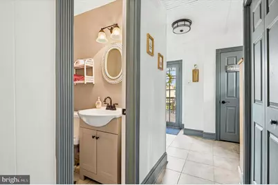 209 E 10th Avenue, Conshohocken, PA 19428 - Photo 20