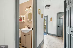 209 E 10th Ave, Conshohocken, PA 19428 - Photo 20