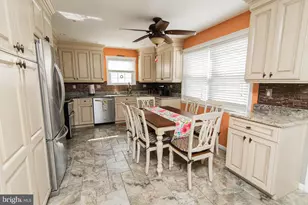 36 Pebble Dr, Horsham, PA 19044 - Photo 20
