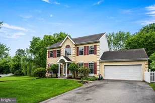 104 Diane Cir, Eagleville, PA 19403 - Photo 4