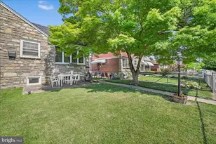 1707 Kendrick Ln, Norristown, PA 19401 - Photo 2