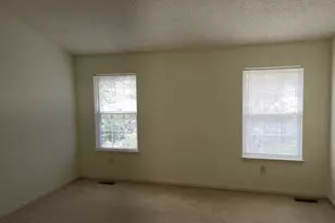 949 Katie Cir, Royersford, PA 19468 - Photo 8