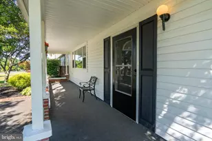 23 Maple Ave, Hatboro, PA 19040 - Photo 4