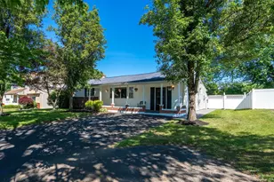 23 Maple Ave, Hatboro, PA 19040 - Photo 2