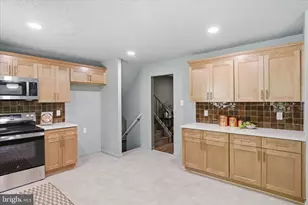 140 Woodland Dr, Lansdale, PA 19446 - Photo 18