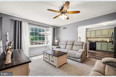 207 Red Rock Circle, Royersford, PA 19468 - Photo 6