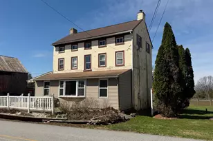 969 N Grange Ave N, Collegeville, PA 19426 - Photo 2