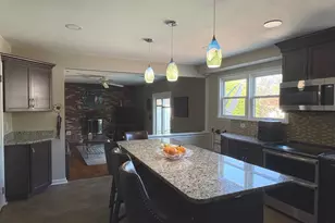 1325 Deflavis Cir, Blue Bell, PA 19422 - Photo 8