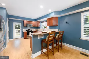 326 E 11th Ave, Conshohocken, PA 19428 - Photo 8