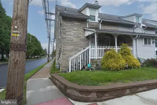 957 W 6th St, Lansdale, PA 19446 - Photo 1