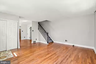 1724 Kendrick Ln, Norristown, PA 19401 - Photo 4