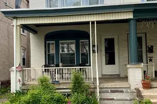 371 N Charlotte St, Pottstown, PA 19464 - Photo 1