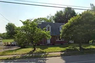 443 Manatawny St, Pottstown, PA 19464 - Photo 1
