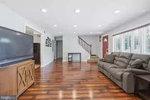 230 Oxford Cir, West Norriton, PA 19403 - Photo 10