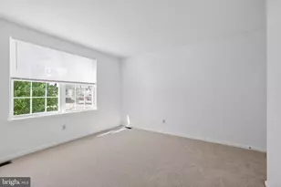 1150 Oxford Cir, Lansdale, PA 19446 - Photo 4