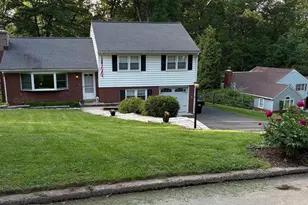 761 Red Oak Terrace, Wayne, PA 19087 - Photo 1