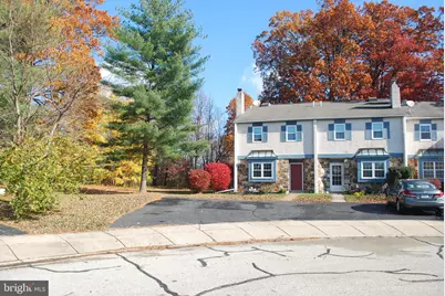 290 Lawndale Avenue, King of Prussia, PA 19406 - Photo 2