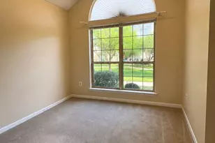 1103 Foxmeadow Dr, Royersford, PA 19468 - Photo 4