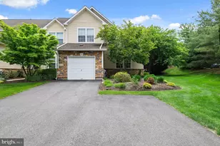 123 Shoal Creek Dr, Blue Bell, PA 19422 - Photo 4