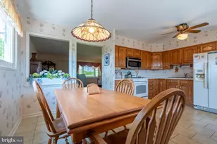 167 E Valley Forge Rd, King of Prussia, PA 19406 - Photo 18