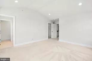 322 Flintrock Ct, Collegeville, PA 19426 - Photo 10