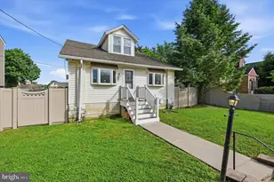 218 N Sylvania Ave, Jenkintown, PA 19046 - Photo 1