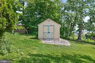 3207 Sharon Ln, Norristown, PA 19403 - Photo 10