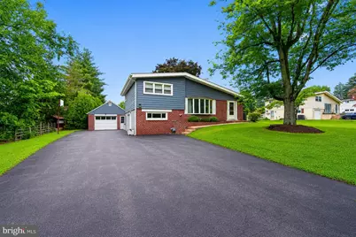 1649 Muhlenburg Drive, Blue Bell, PA 19422 - Photo 2