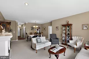 8 Stuart Dr, Norristown, PA 19401 - Photo 4