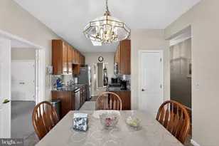 8 Stuart Dr, Norristown, PA 19401 - Photo 16