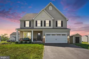 55 Huntsville Dr, Gilbertsville, PA 19525 - Photo 2