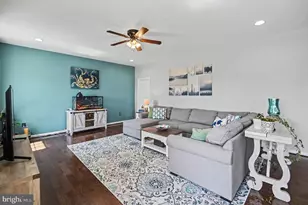 55 Huntsville Dr, Gilbertsville, PA 19525 - Photo 10