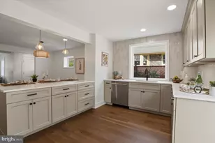 425 Grove Pl, Narberth, PA 19072 - Photo 12