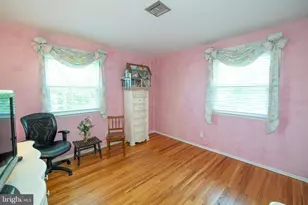 911 Thornton Rd, Horsham, PA 19044 - Photo 24