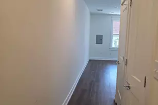 1049 W Lancaster Ave, Bryn Mawr, PA 19010 - Photo 4